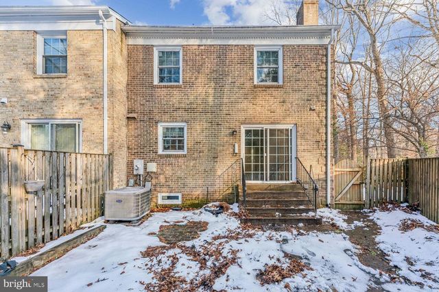 8624 BURLING WOOD DR, Springfield, VA 22152