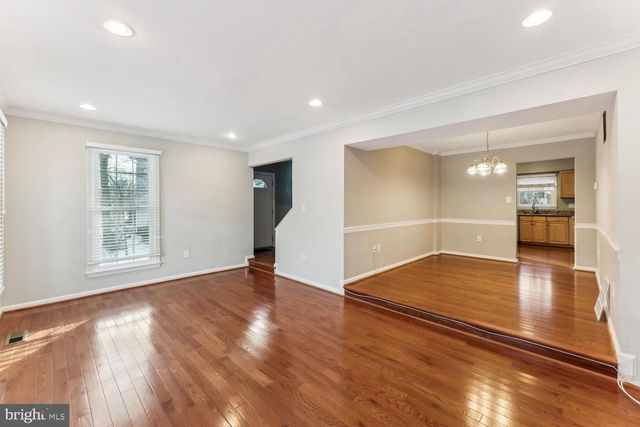 8624 BURLING WOOD DR, Springfield, VA 22152