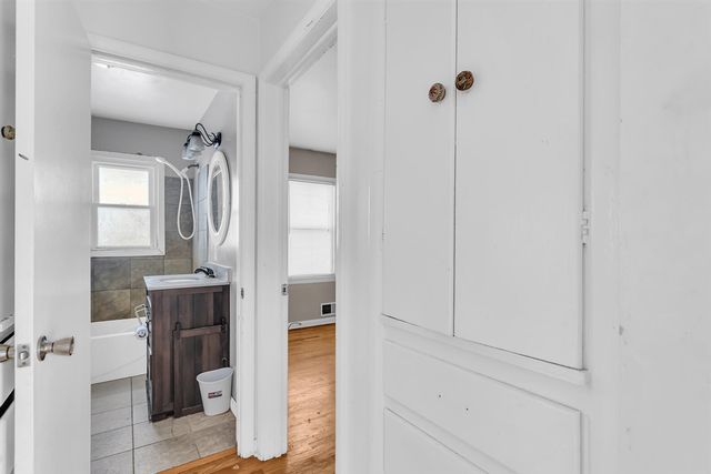 3304 Spring Arbor Road, Jackson, MI 49203