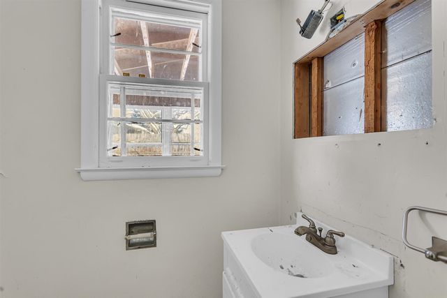 3304 Spring Arbor Road, Jackson, MI 49203