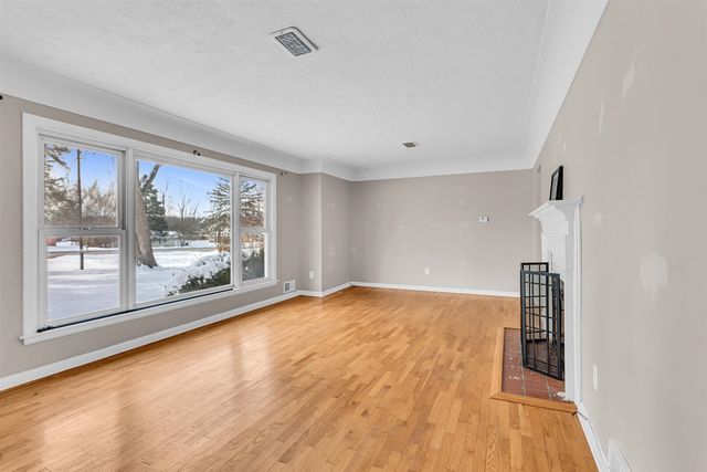 3304 Spring Arbor Road, Jackson, MI 49203