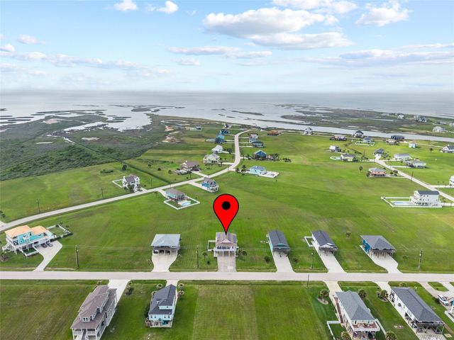 18806 Warrior Road, Galveston, TX 77554