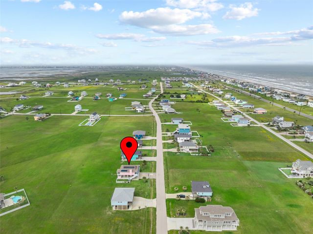 18806 Warrior Road, Galveston, TX 77554