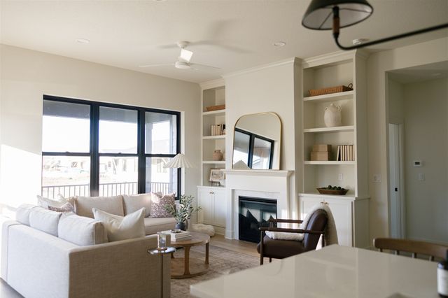 191 S Zinnia Court, West Des Moines, IA 50266