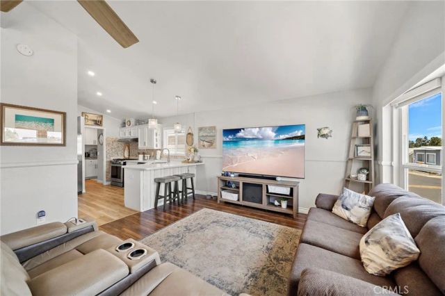 23301 Ridge Route Dr. 160, Laguna Hills, CA 92653