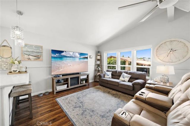 23301 Ridge Route Dr. 160, Laguna Hills, CA 92653