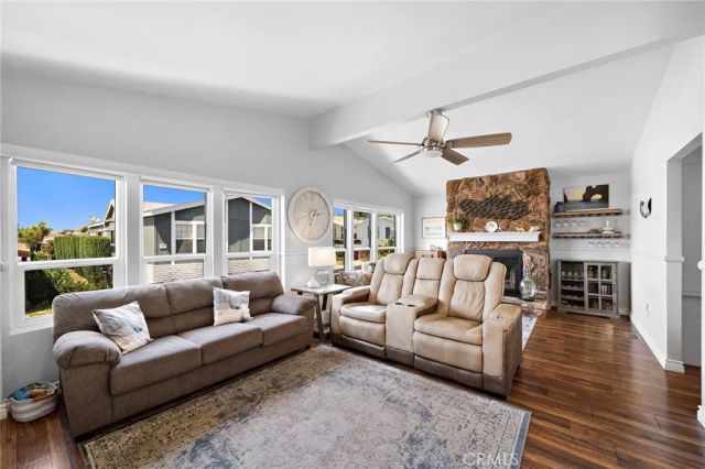 23301 Ridge Route Dr. 160, Laguna Hills, CA 92653