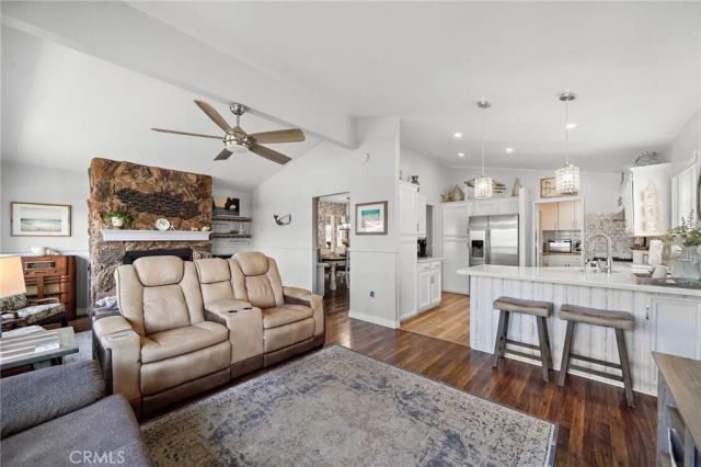 23301 Ridge Route Dr. 160, Laguna Hills, CA 92653