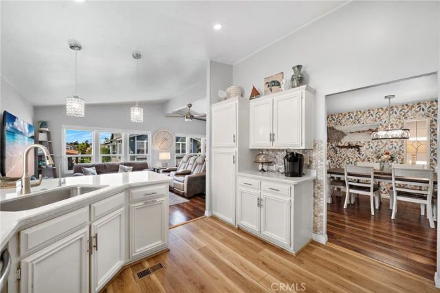 23301 Ridge Route Dr. 160, Laguna Hills, CA 92653