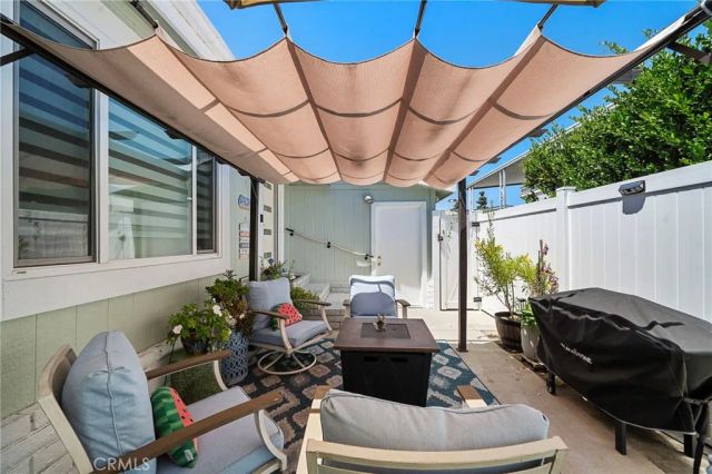 23301 Ridge Route Dr. 160, Laguna Hills, CA 92653