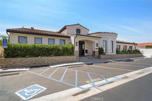 23301 Ridge Route Dr. 160, Laguna Hills, CA 92653