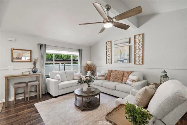 23301 Ridge Route Dr. 160, Laguna Hills, CA 92653