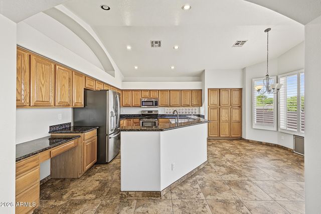 402 E BLUE EAGLE Lane, Phoenix, AZ 85086