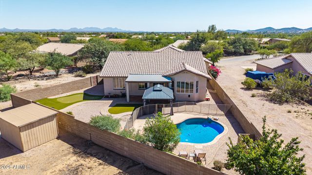 402 E BLUE EAGLE Lane, Phoenix, AZ 85086