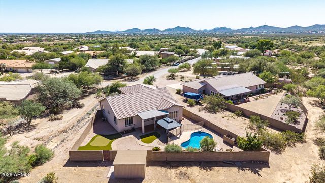 402 E BLUE EAGLE Lane, Phoenix, AZ 85086