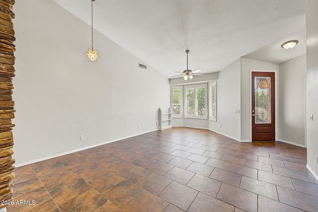 402 E BLUE EAGLE Lane, Phoenix, AZ 85086