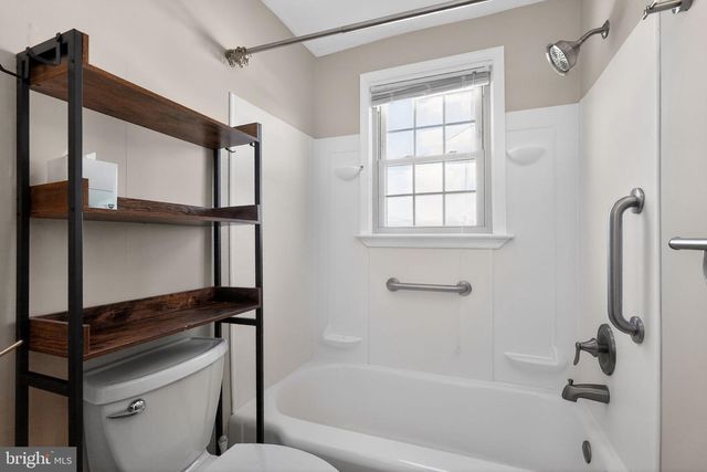 2302 GRANT AVE, Wilmington, DE 19809