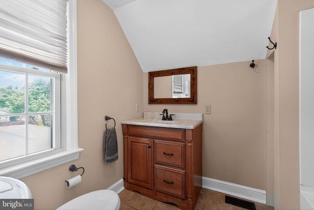 2302 GRANT AVE, Wilmington, DE 19809