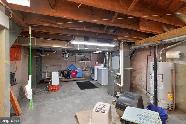 2302 GRANT AVE, Wilmington, DE 19809