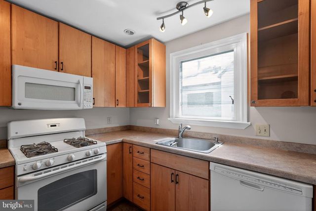 2302 GRANT AVE, Wilmington, DE 19809
