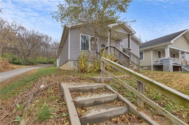 3801 Terrace Avenue, St Joseph, MO 64504