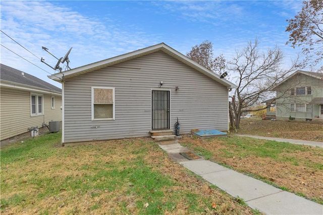 3801 Terrace Avenue, St Joseph, MO 64504