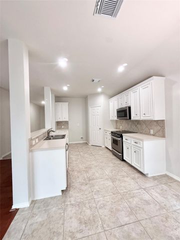 12404 Shady Brook Drive, Pearland, TX 77584