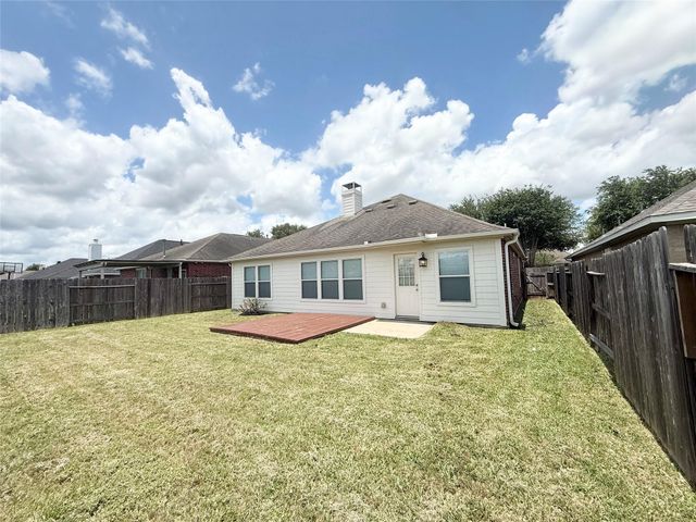 12404 Shady Brook Drive, Pearland, TX 77584
