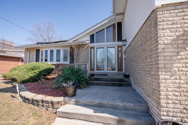 16333 University Avenue, South Holland, IL 60473