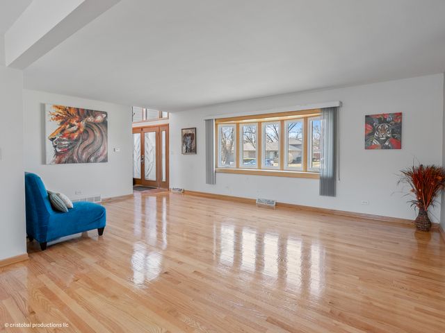 16333 University Avenue, South Holland, IL 60473