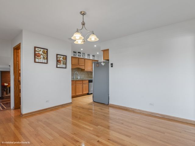 16333 University Avenue, South Holland, IL 60473