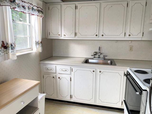 85 Salisbury D, West Palm Beach, FL 33417