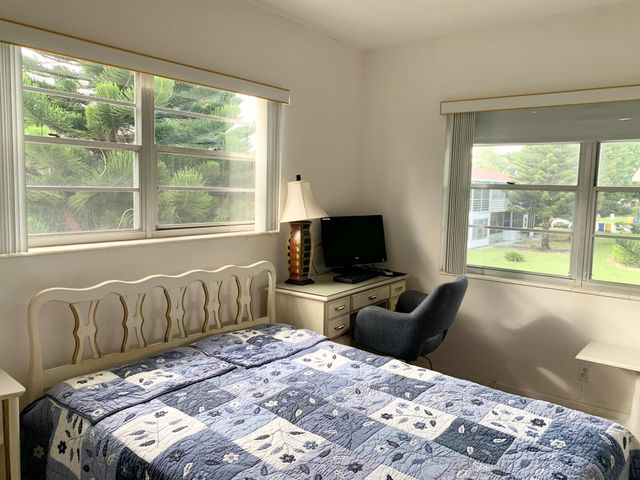 85 Salisbury D, West Palm Beach, FL 33417