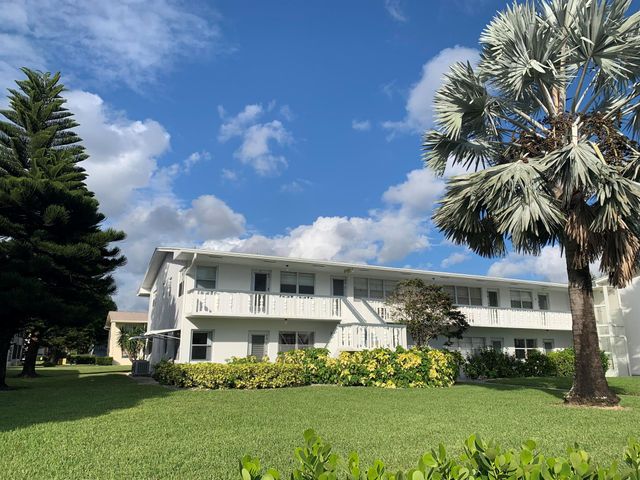 85 Salisbury D, West Palm Beach, FL 33417
