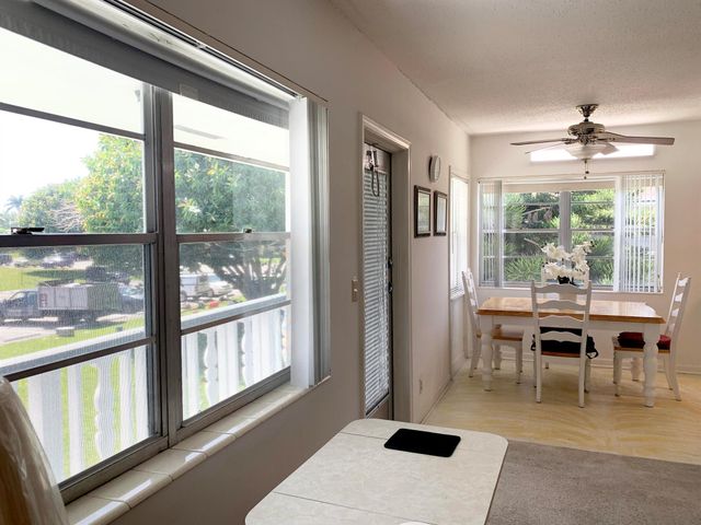 85 Salisbury D, West Palm Beach, FL 33417