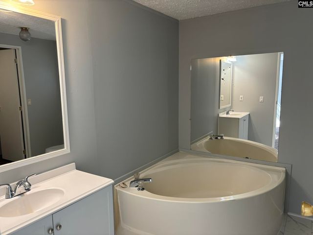 157 Sandy Springs Lane, Lexington, SC 29073