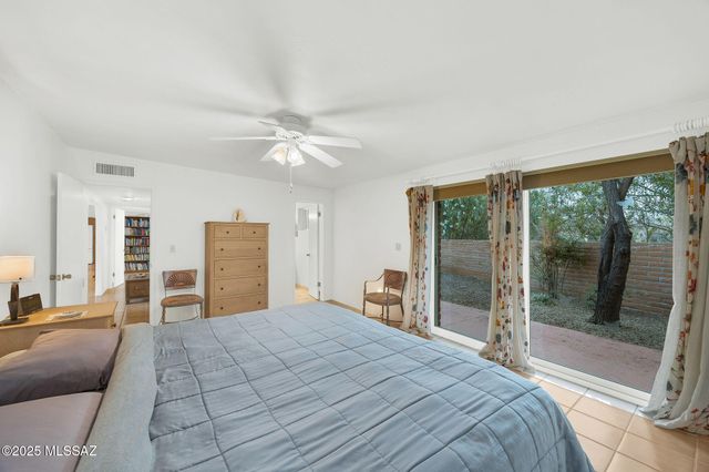 4921 E Camino De Los Olivos, Tucson, AZ 85718