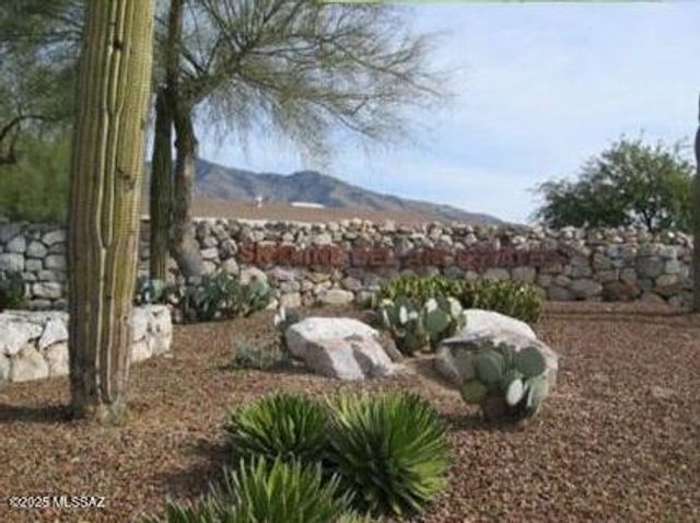 4921 E Camino De Los Olivos, Tucson, AZ 85718