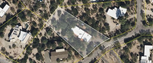 4921 E Camino De Los Olivos, Tucson, AZ 85718