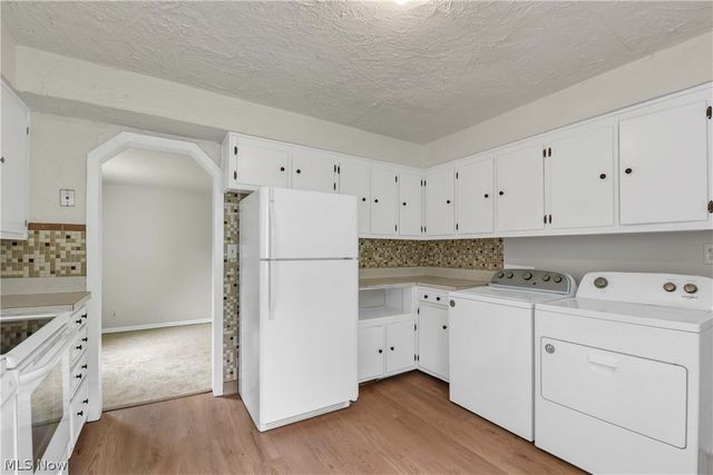 6768 Beresford Avenue, Parma Heights, OH 44130