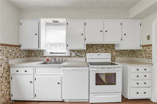 6768 Beresford Avenue, Parma Heights, OH 44130
