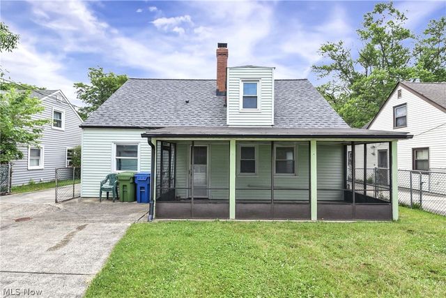 6768 Beresford Avenue, Parma Heights, OH 44130