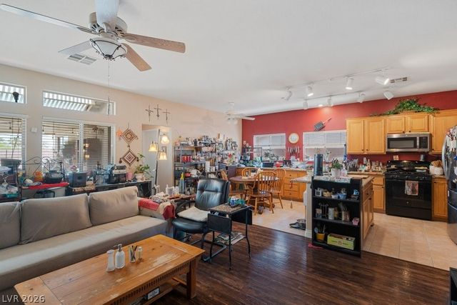 1116 Casady Hollow Avenue, Henderson, NV 89012
