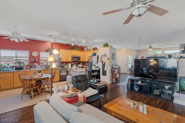1116 Casady Hollow Avenue, Henderson, NV 89012