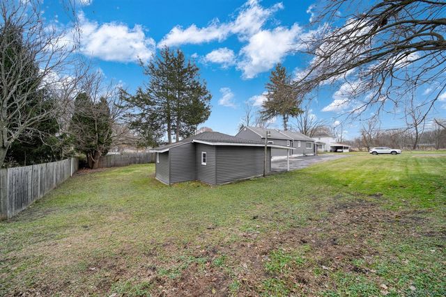 328 Adams Street, Jackson, MI 49202