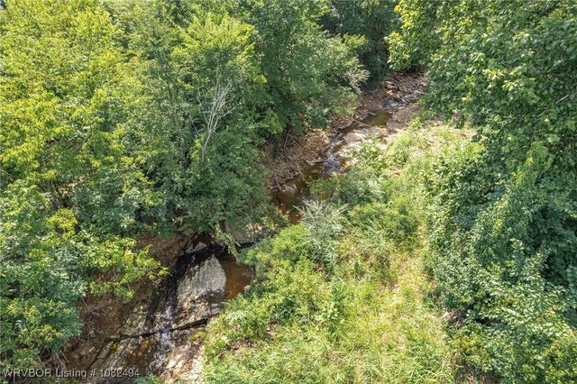 505 Pleasant Valley Road, Poteau, OK 74953