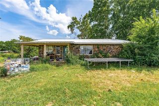 505 Pleasant Valley Road, Poteau, OK 74953