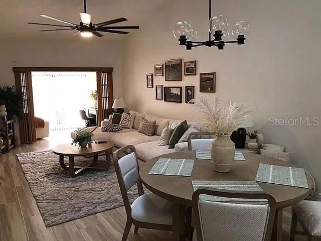 1423A OAK PLACE, Apopka, FL 32712