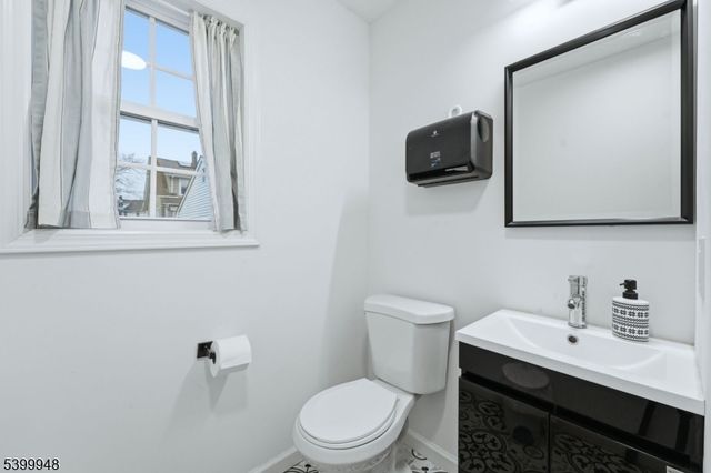 15 Rector Ave, Woodbridge Twp., NJ 07095