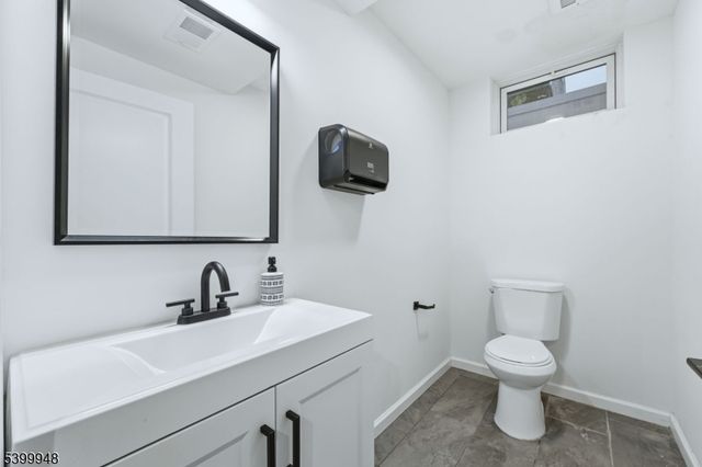 15 Rector Ave, Woodbridge Twp., NJ 07095